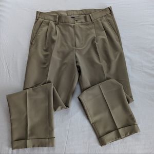 Van Heusen Traveler Dress Pants